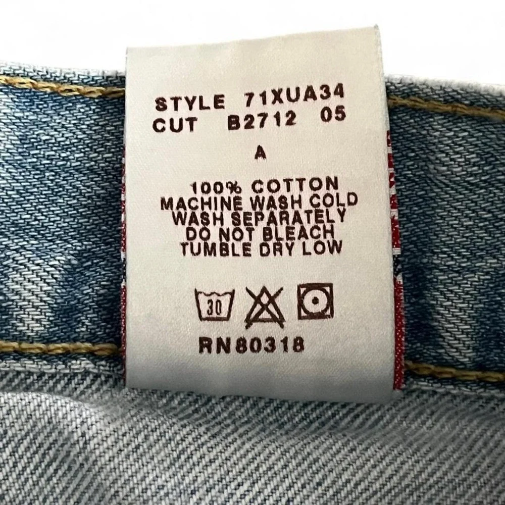 Lucky Brand Fender Block Jeans 34 Made USA Distressed Light Wash Denim
